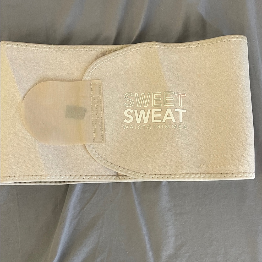 Sweet Sweat Waist Trimmer in Beige